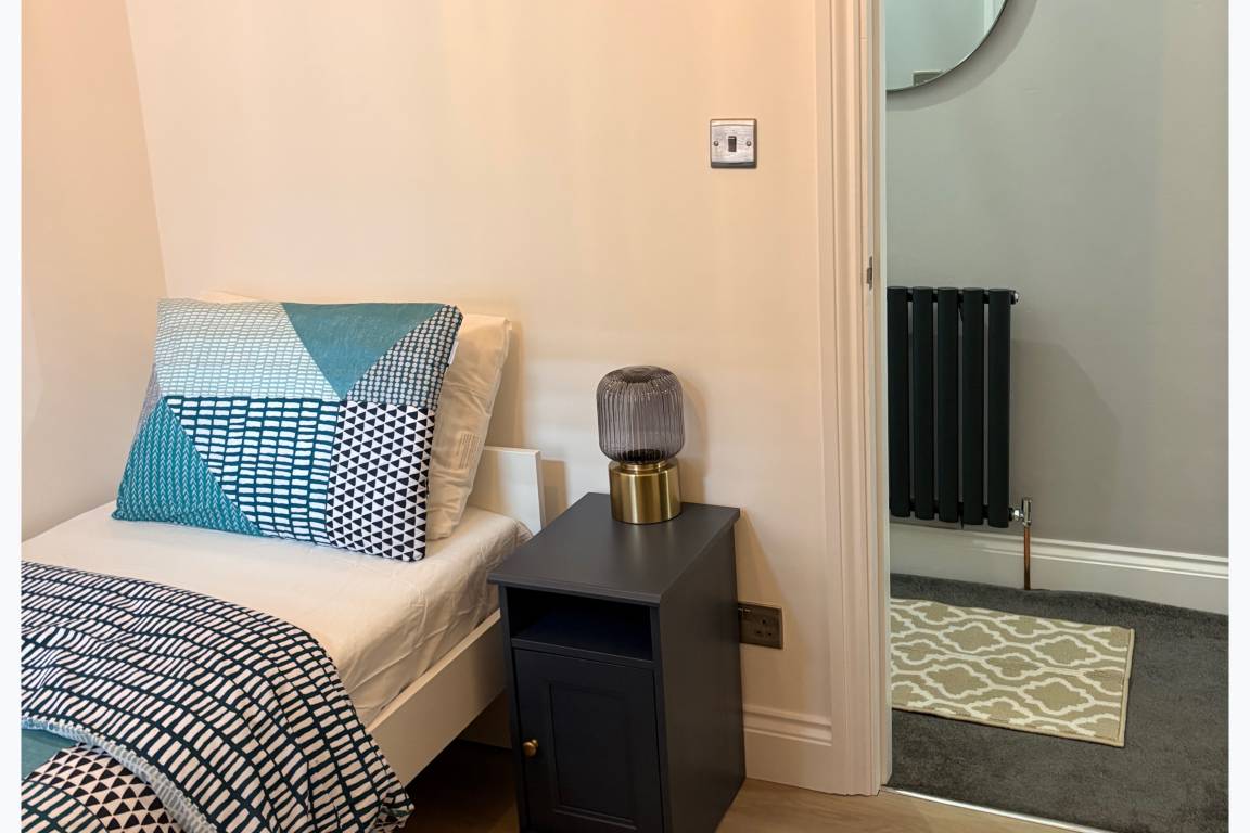 85 M² Apartamento ∙ 4 Habitaciones ∙ 9 Huéspedes - Londres