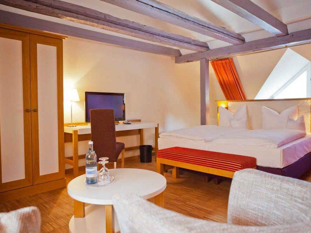 33 M² Hotel ∙ 1 Bedroom ∙ 4 Guests - Stralsund