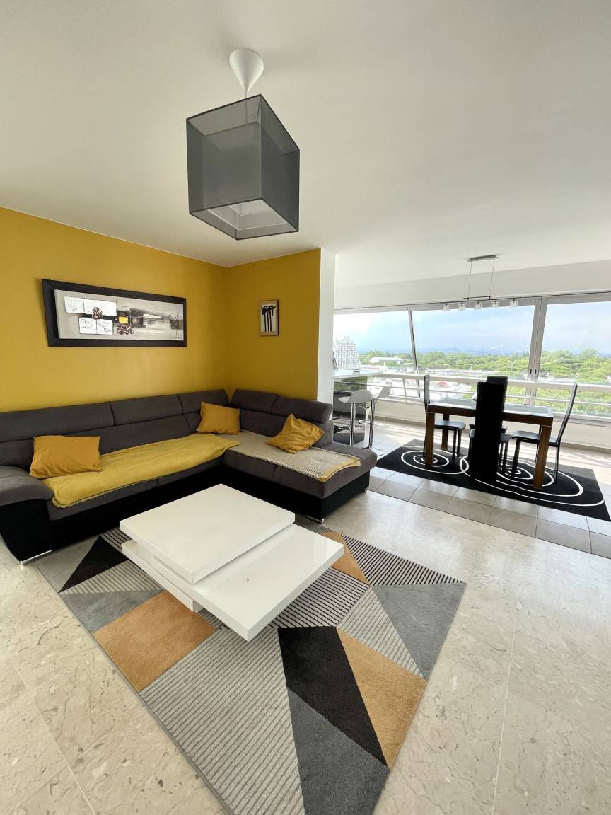 84 M² Appartement ∙ 3 Chambres ∙ 8 Personnes - Le Grau-du-Roi