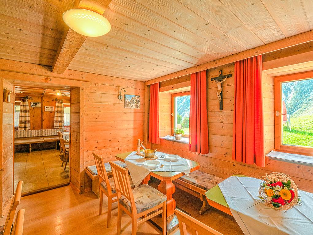 280 m² Ferienhaus ∙ 9 Schlafzimmer ∙ 25 Gäste – Bild 5