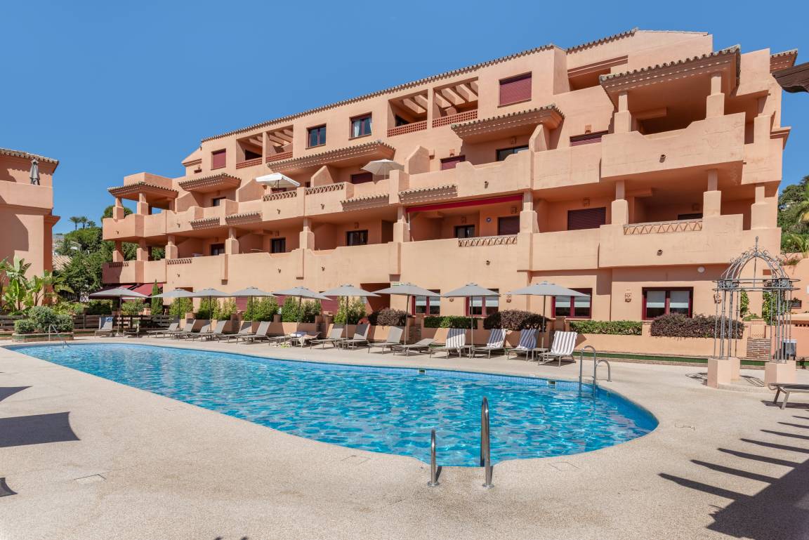 100 M² Appartement ∙ 2 Chambres ∙ 4 Personnes - Benahavís