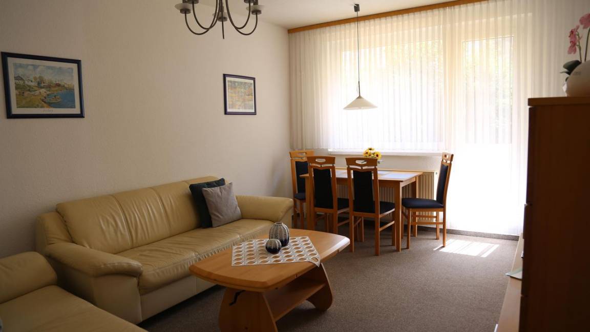 70 M² Ferienwohnung ∙ 2 Schlafzimmer ∙ 4 Gäste - Thale