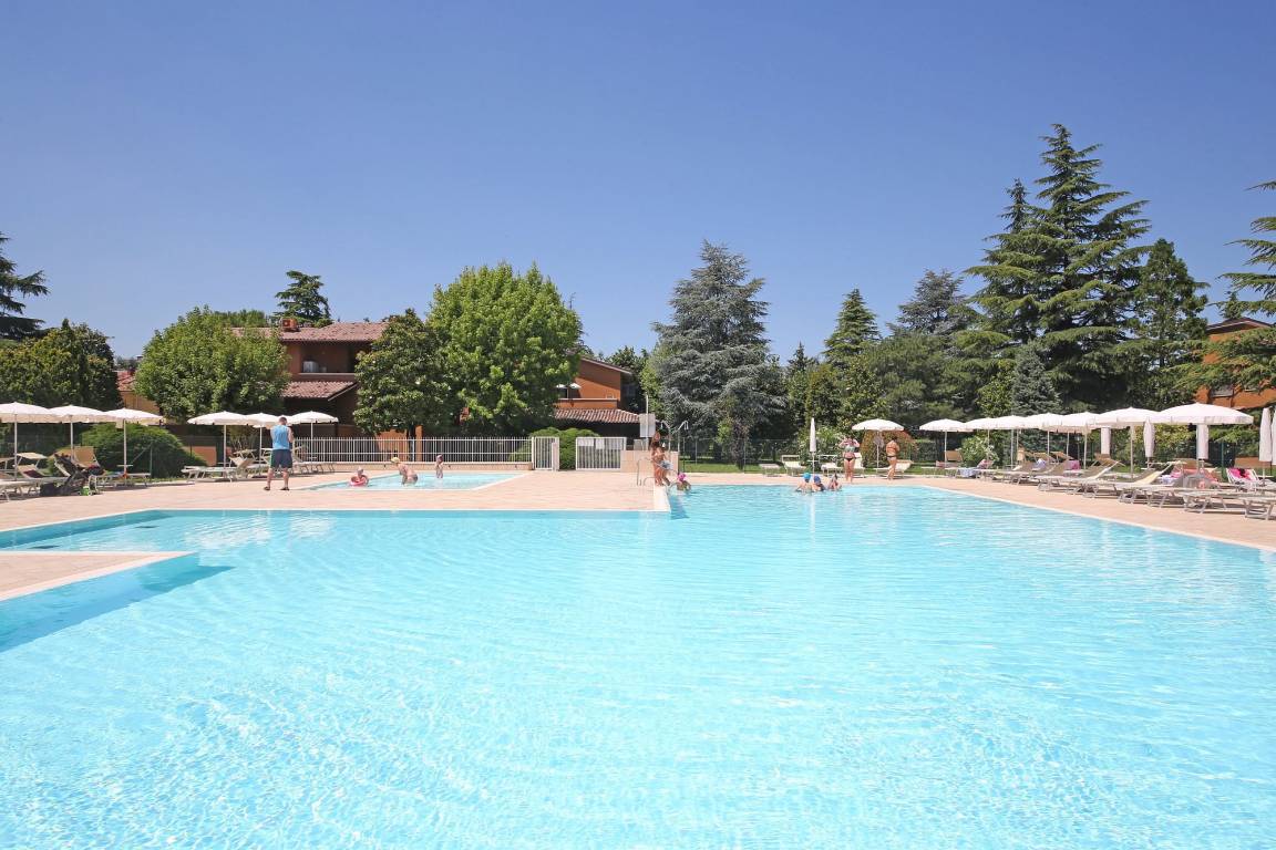 30 M² Appartement ∙ 1 Chambre ∙ 3 Personnes - Sirmione