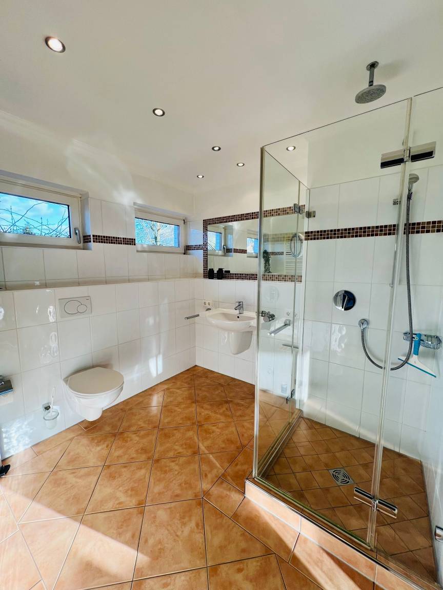 110 m² Ferienhaus ∙ 4 Schlafzimmer ∙ 8 Gäste – Bild 25