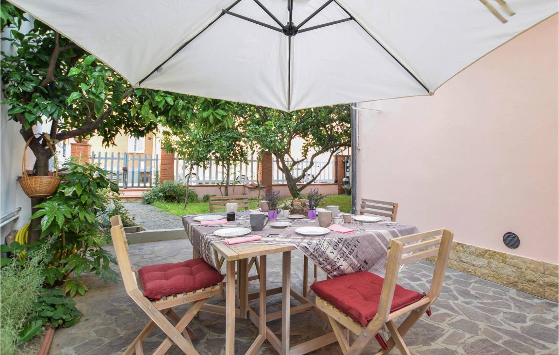 196 M² Maisonnette ∙ 3 Slaapkamers ∙ 6 Gasten - Versilia