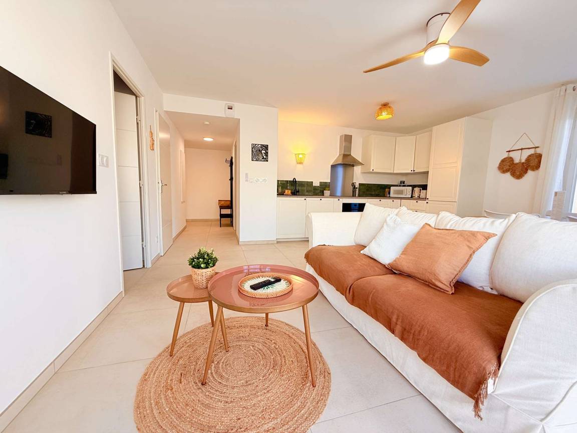 66 M² House ∙ 2 Bedrooms ∙ 5 Guests - Le Lavandou