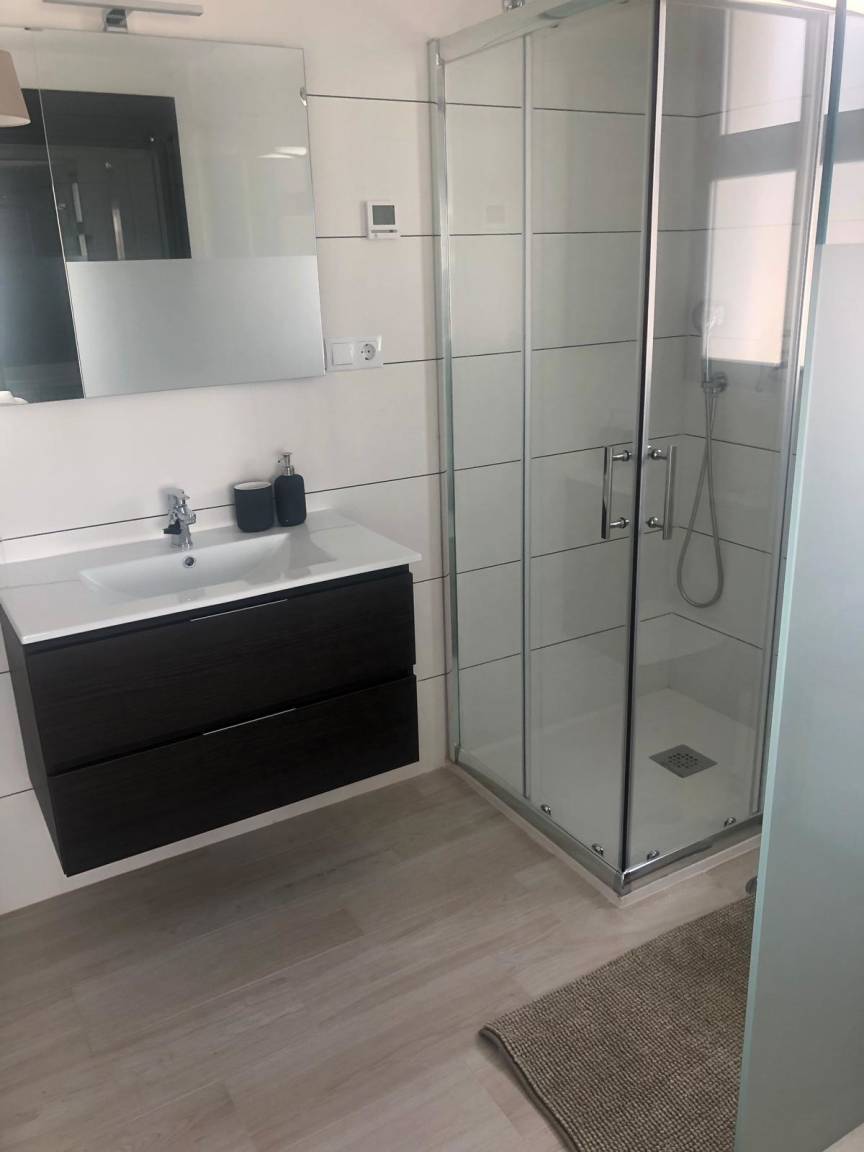 75 m² Ferienwohnung ∙ 2 Schlafzimmer ∙ 4 Gäste – Bild 5