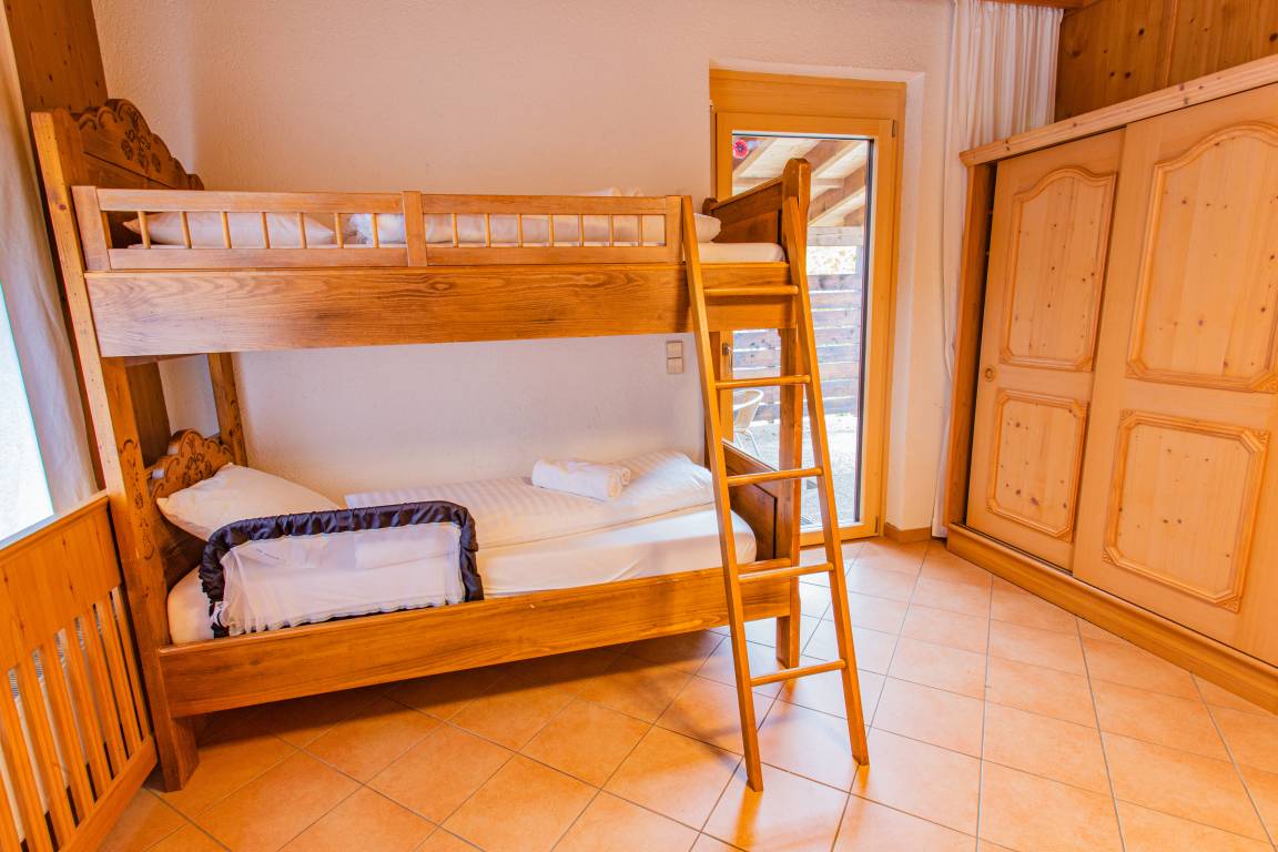 64 m² Ferienwohnung ∙ 2 Schlafzimmer ∙ 7 Gäste – Bild 6