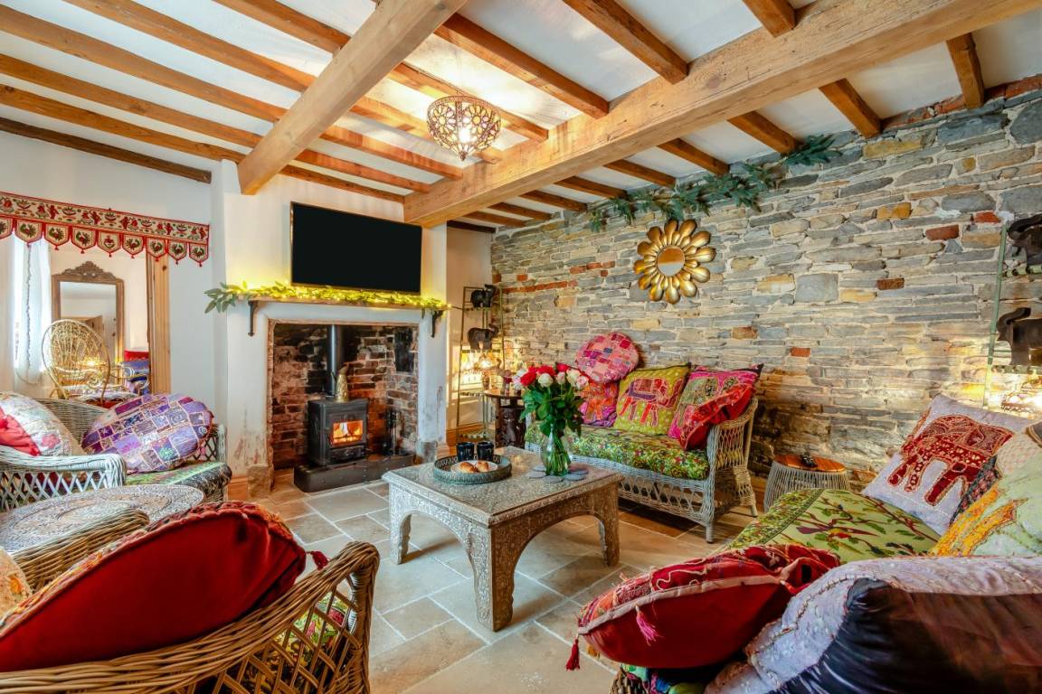 Cottage ∙ 4 Bedrooms ∙ 8 Guests - Nottinghamshire