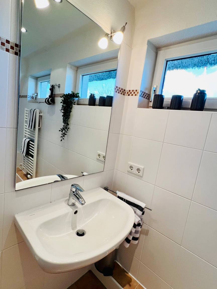 110 m² Ferienhaus ∙ 4 Schlafzimmer ∙ 8 Gäste – Bild 24