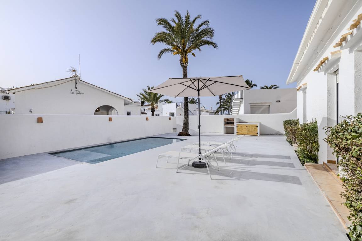 130 M² Villa ∙ 4 Schlafzimmer ∙ 10 Gäste - Dénia