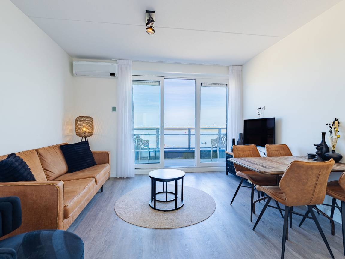 70 M² Ferienhaus ∙ 1 Schlafzimmer ∙ 4 Gäste - Bruinisse