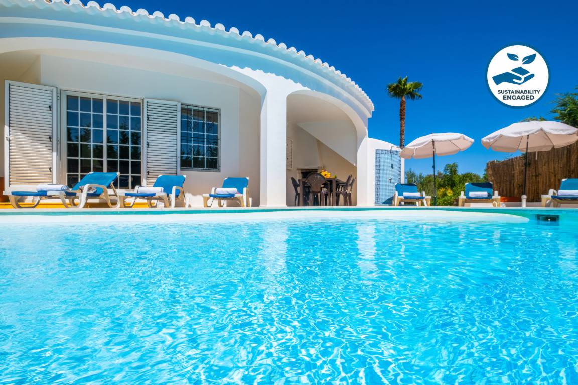 189 M² Villa ∙ 3 Bedrooms ∙ 8 Guests