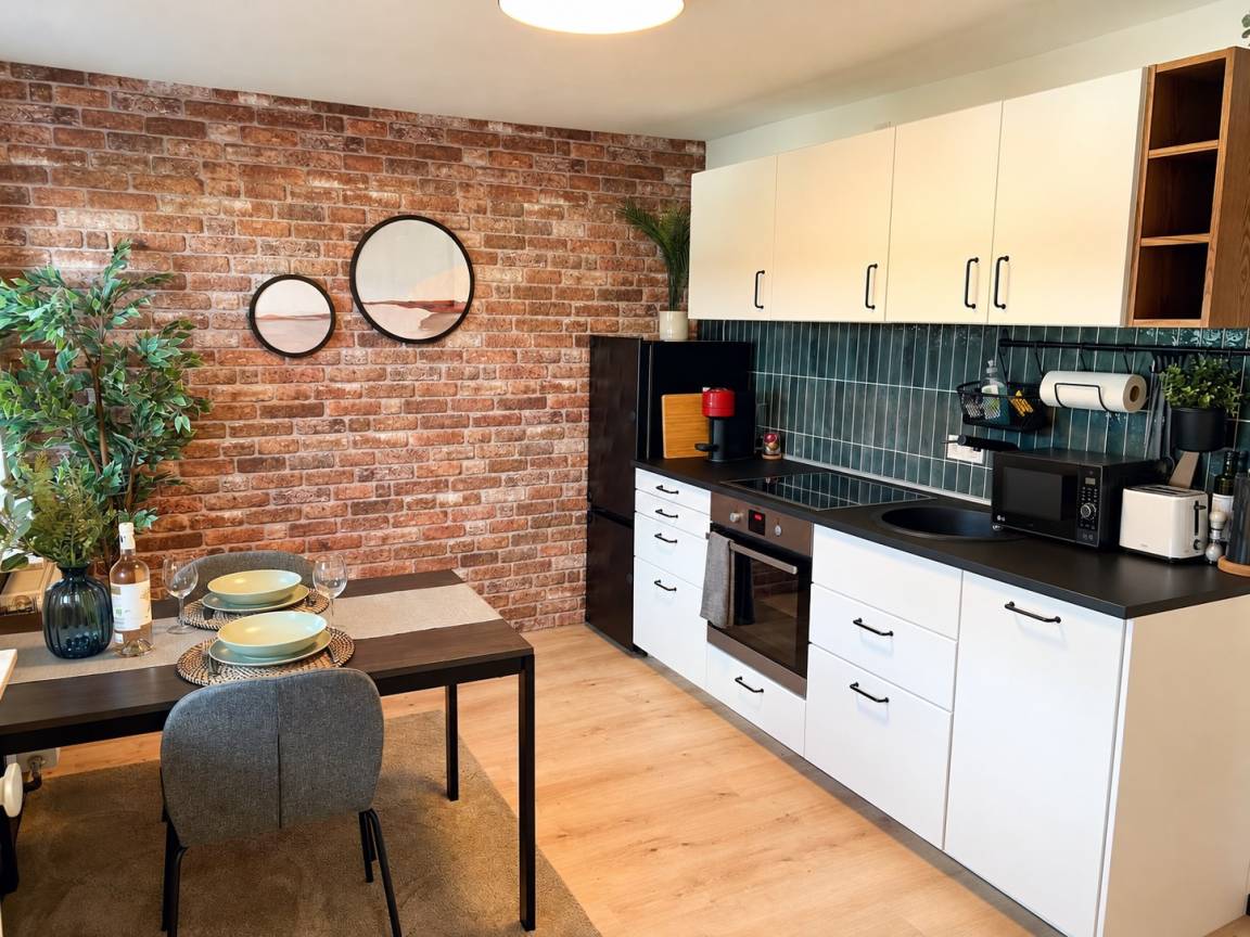 30 M² Ferienwohnung ∙ 1 Schlafzimmer ∙ 2 Gäste - Trier