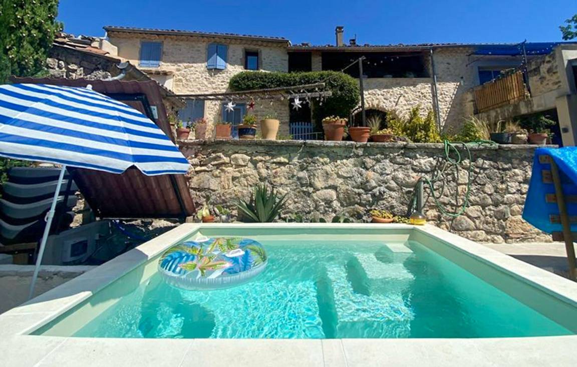 165 M² Longère ∙ 3 Chambres ∙ 7 Personnes - Grignan