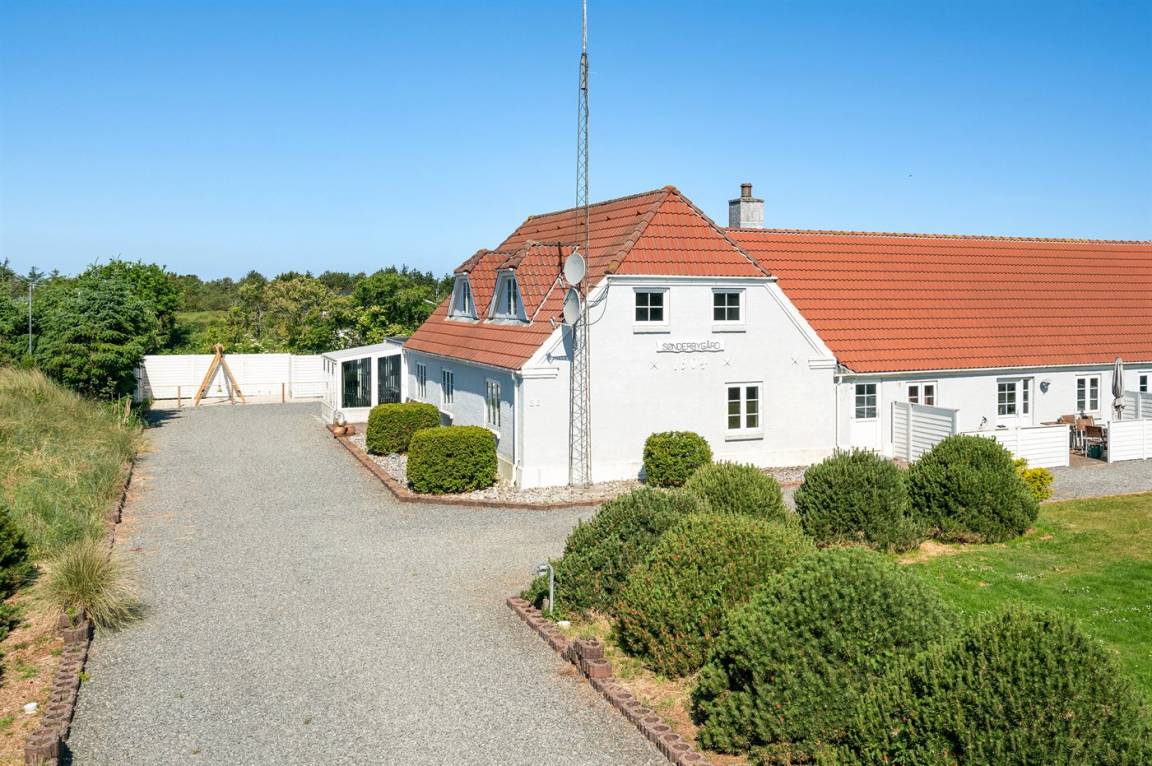 239 M² Ferienhaus ∙ 4 Schlafzimmer ∙ 8 Gäste - Blåvand