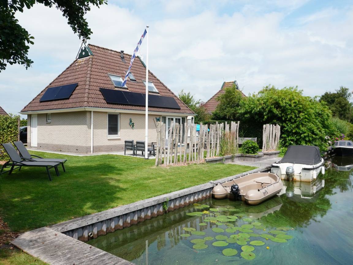 100 M² Ferienhaus ∙ 3 Schlafzimmer ∙ 8 Gäste - Leeuwarden