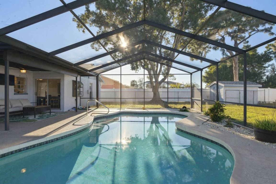 163 M² House ∙ 3 Bedrooms ∙ 9 Guests - Bayfront Park, Sarasota