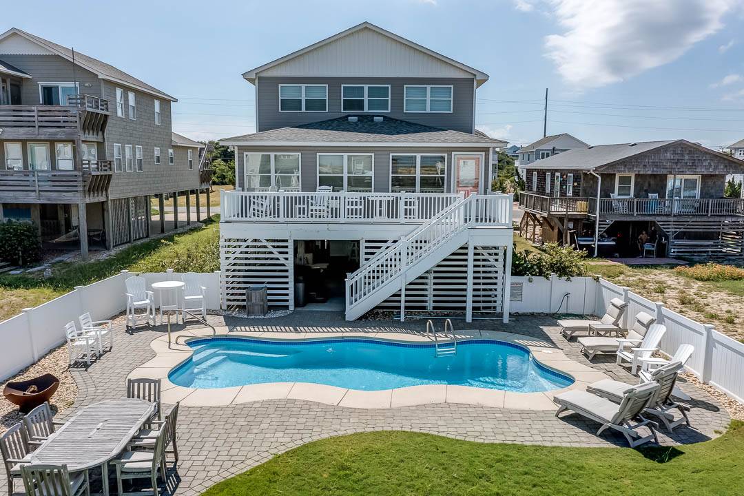 House ∙ 4 Bedrooms ∙ 8 Guests - Kitty Hawk Beach