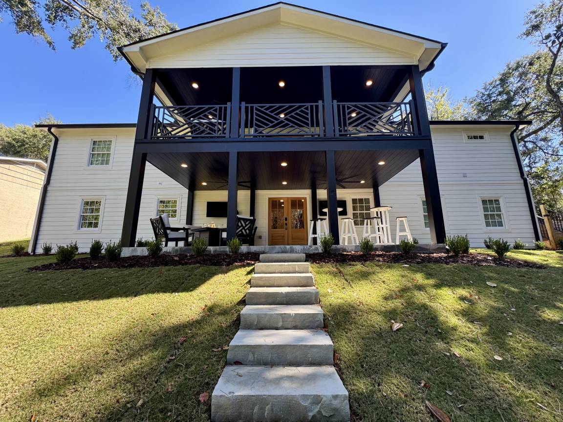 House ∙ 4 Bedrooms ∙ 12 Guests - Tuscaloosa, AL