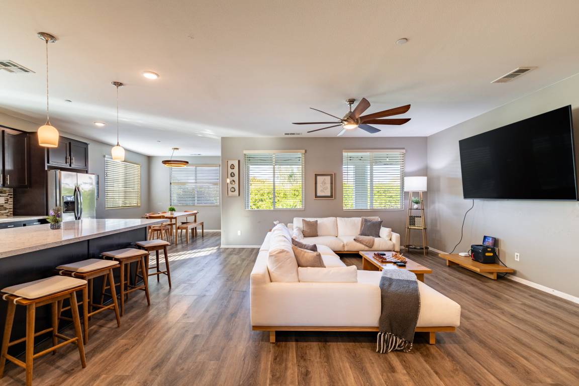 233 M² House ∙ 5 Bedrooms ∙ 14 Guests - Indio, CA