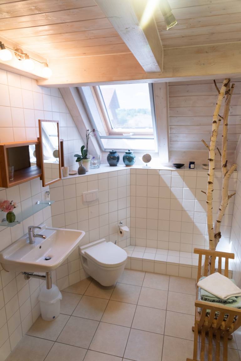 75 m² Ferienwohnung ∙ 1 Schlafzimmer ∙ 2 Gäste – Bild 4