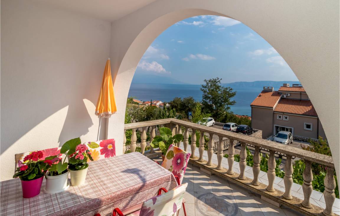 100 M² Apartment ∙ 3 Bedrooms ∙ 6 Guests - Novi Vinodolski