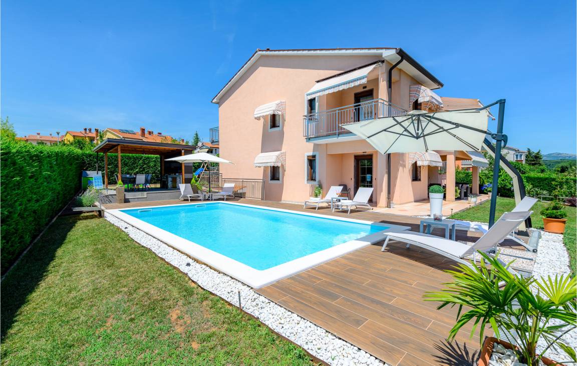 119 M² House ∙ 3 Bedrooms ∙ 6 Guests - Labin