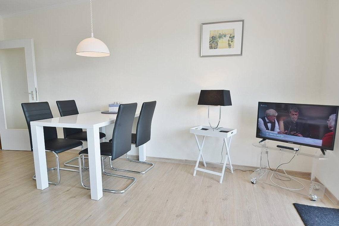 49 m² Ferienwohnung ∙ 1 Schlafzimmer ∙ 4 Gäste – Bild 8