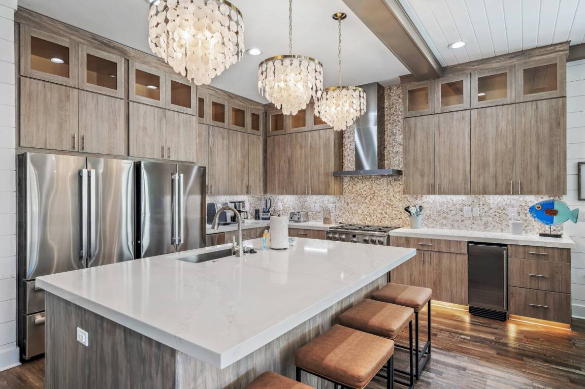 465 M² House ∙ 8 Bedrooms ∙ 24 Guests