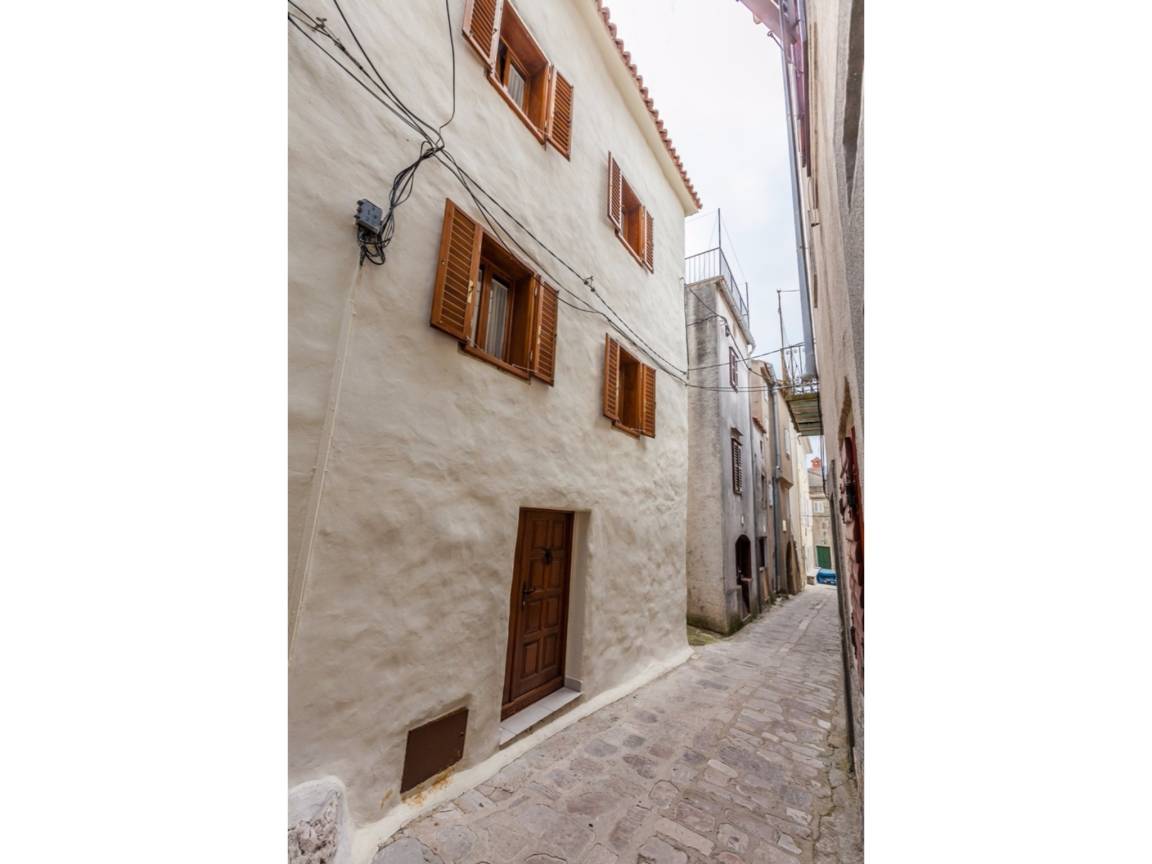 47 M² Studio Flat ∙ 1 Bedroom ∙ 4 Guests - Punat