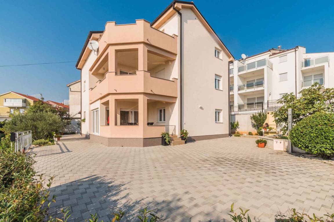 65 M² Appartamento Vacanza ∙ 2 Camere Da Letto ∙ 5 Ospiti - Cirquenizza