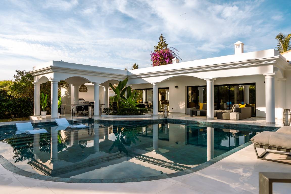 278 M² Villa ∙ 5 Schlafzimmer ∙ 10 Gäste - Estepona