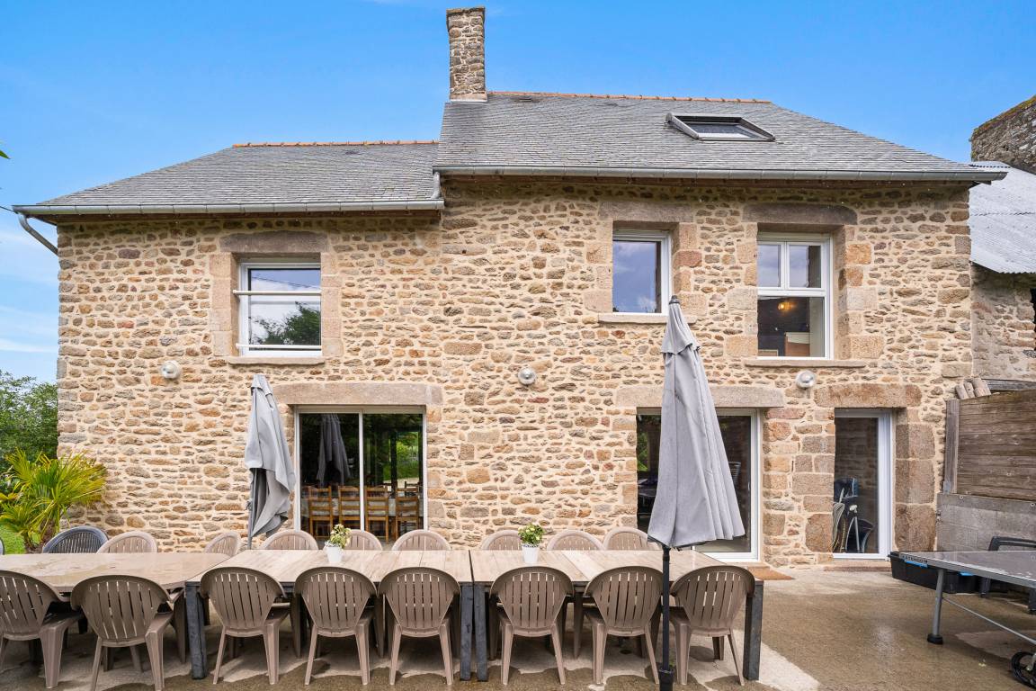 300 M² Gîte ∙ 9 Schlafzimmer ∙ 30 Gäste - Saint-Malo