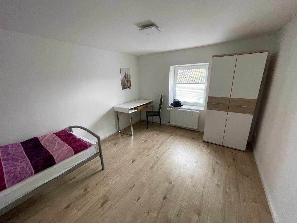 Privatzimmer ∙ 1 Schlafzimmer ∙ 1 Gast – Bild 1