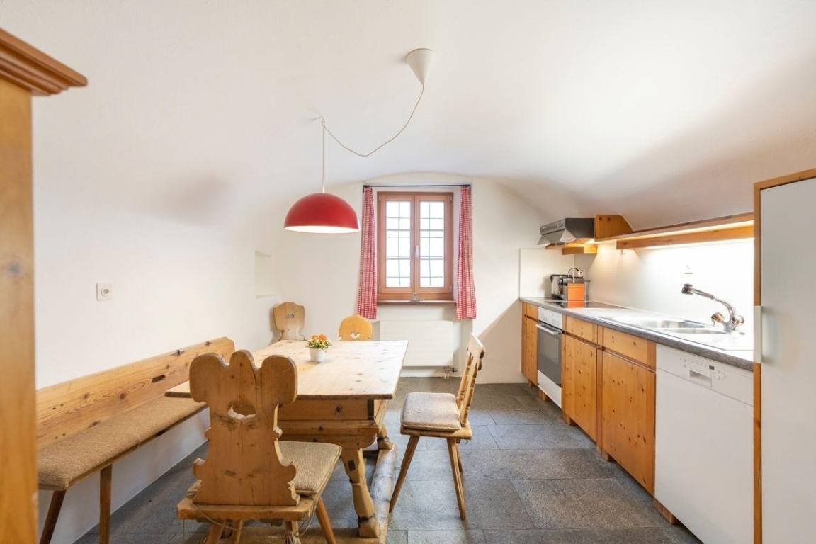 96 m² Ferienwohnung ∙ 1 Schlafzimmer ∙ 4 Gäste – Bild 5