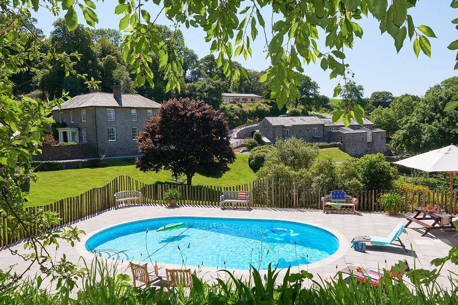 Cottage ∙ 3 Bedrooms ∙ 6 Guests - Dartmouth