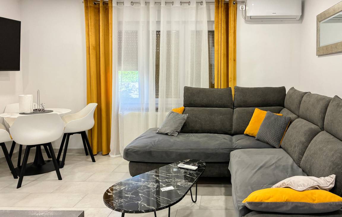65 M² Appartement ∙ 2 Chambres ∙ 6 Personnes - Rijeka