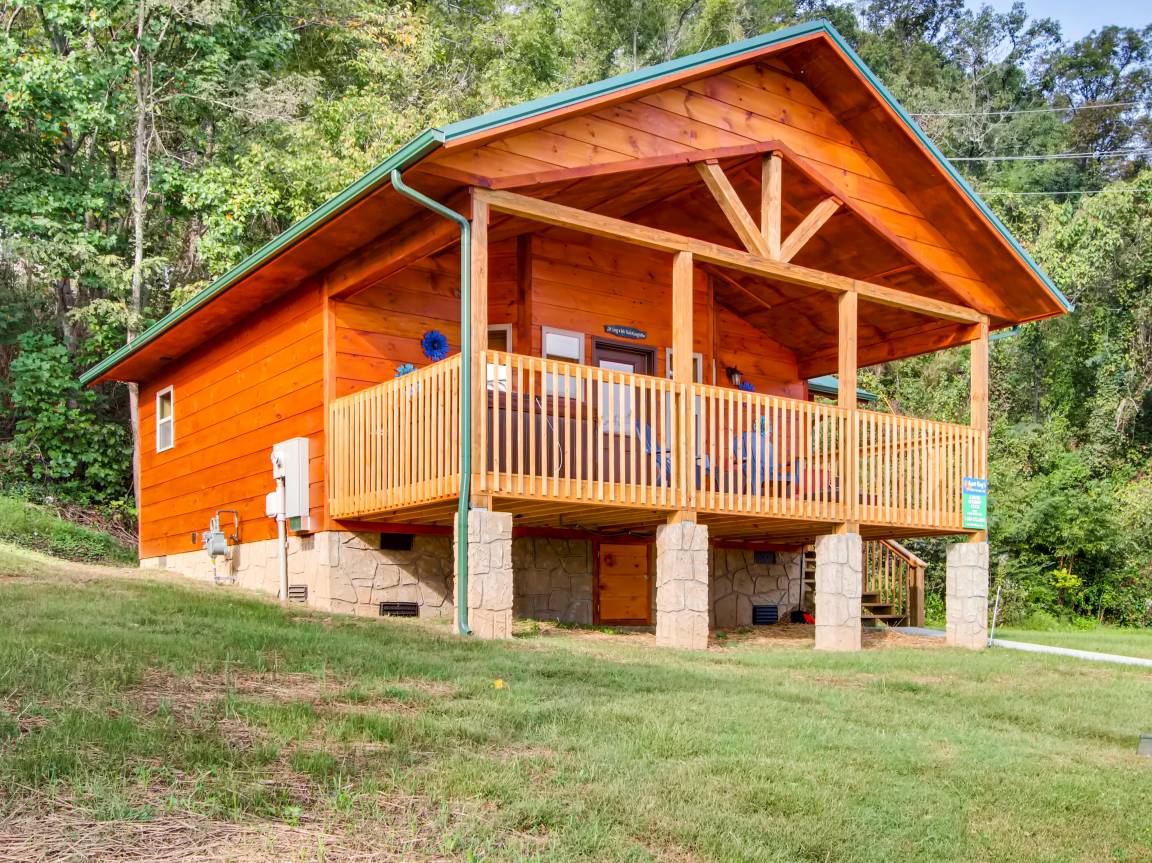 54 M² House ∙ 1 Bedroom ∙ 4 Guests - Pigeon Forge, TN