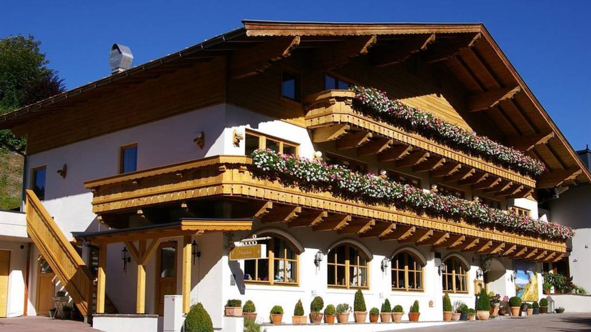 60 M² Apartment ∙ 3 Bedrooms ∙ 8 Guests - Lofer