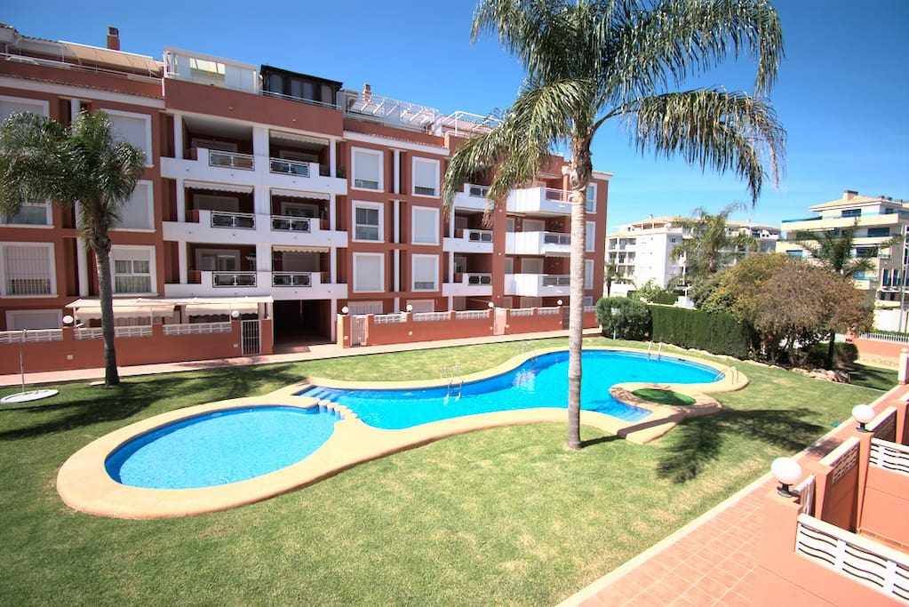 81 M² Appartement ∙ 2 Chambres ∙ 4 Personnes - Dénia