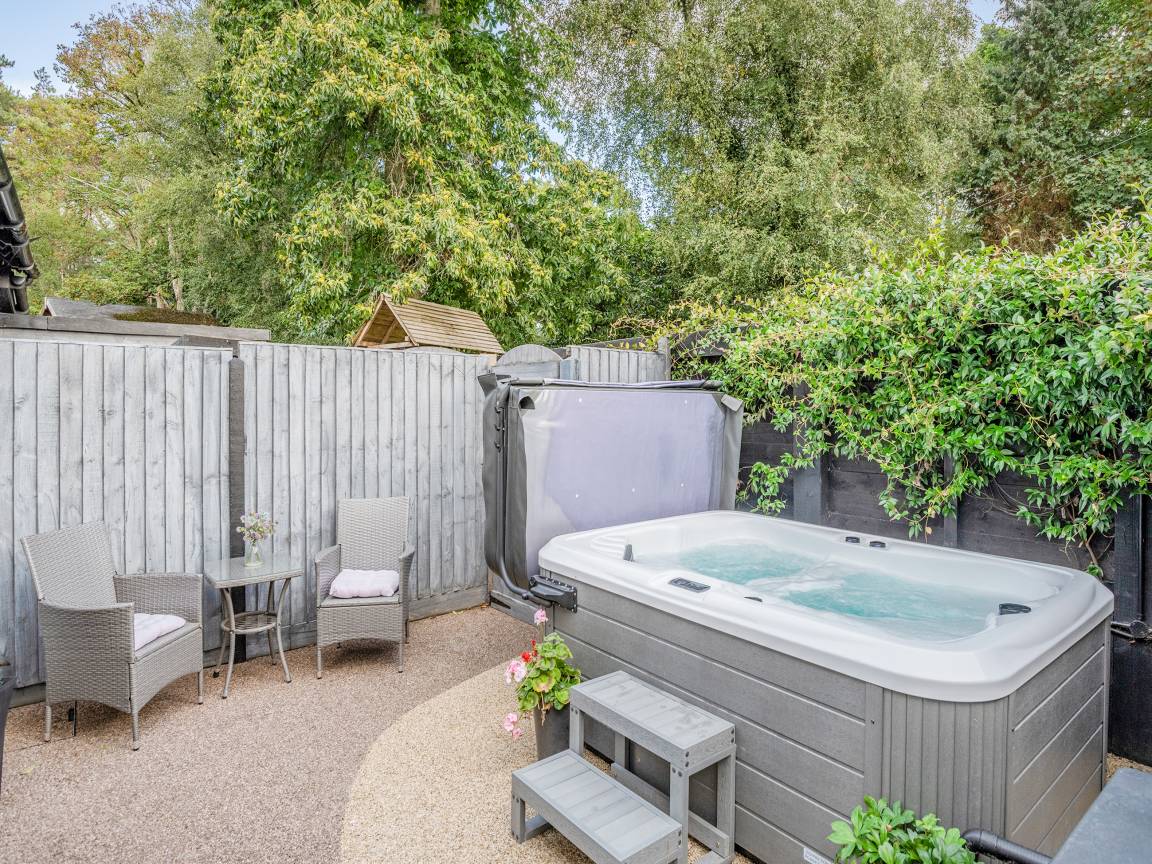 Cottage ∙ 1 Bedroom ∙ 2 Guests - Southbourne