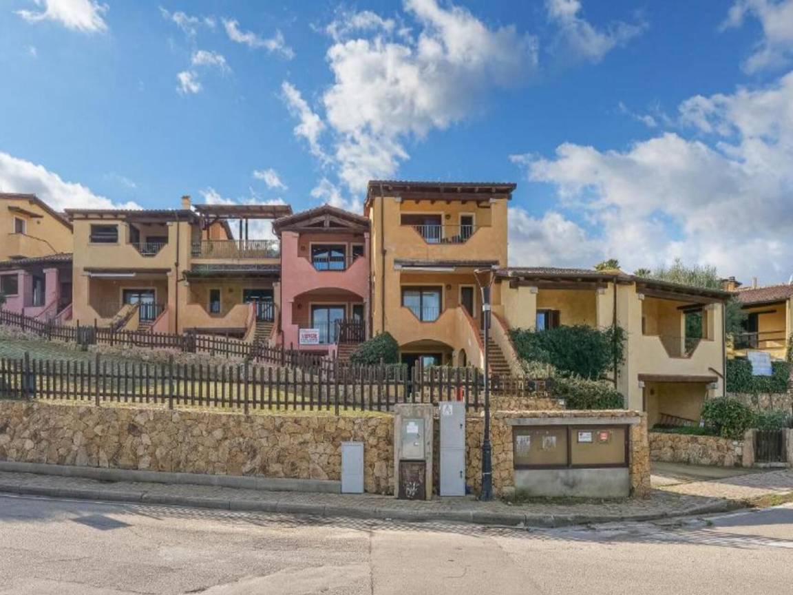 75 M² Appartamento Vacanza ∙ 2 Camere Da Letto ∙ 5 Ospiti - Golfo Aranci