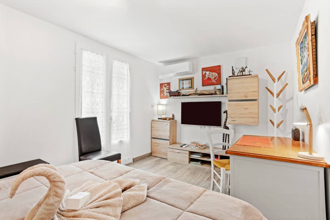 36 M² Studio Flat ∙ 1 Bedroom ∙ 2 Guests - Saint-Maximin-la-Sainte-Baume