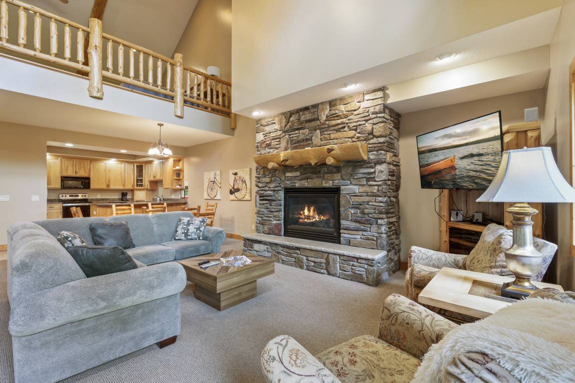 Condo ∙ 2 Bedrooms ∙ 10 Guests - Crosslake, MN