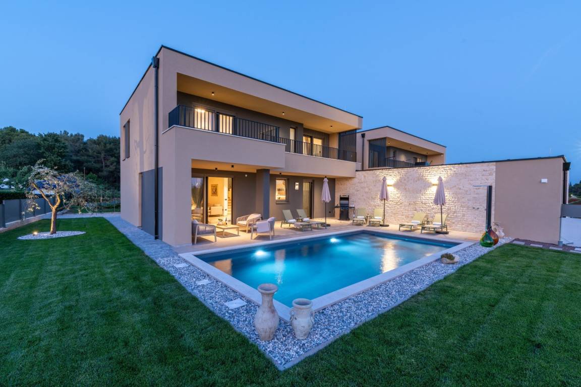 170 M² Villa ∙ 3 Schlafzimmer ∙ 6 Gäste - Novigrad