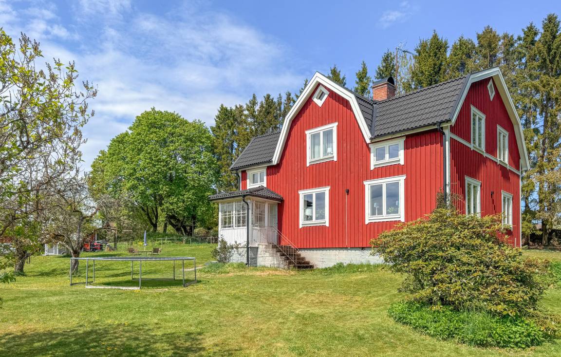 170 M² Hus ∙ 4 Sovrum ∙ 8 Gäster - Sävsjö