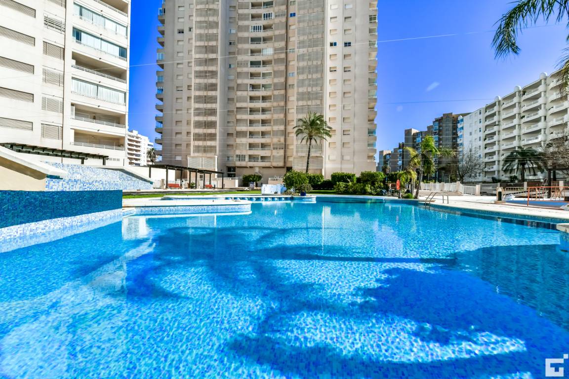 115 M² Apartment ∙ 2 Bedrooms ∙ 4 Guests - Calp
