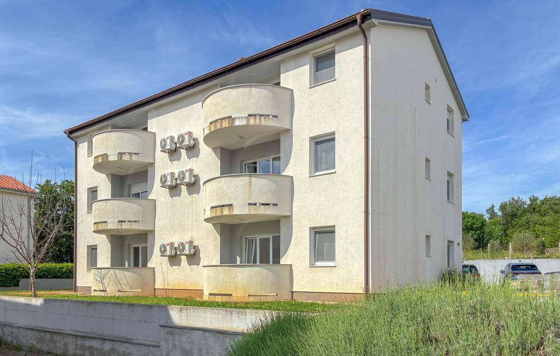 60 M² Ferienwohnung ∙ 2 Schlafzimmer ∙ 4 Gäste - Jadranovo