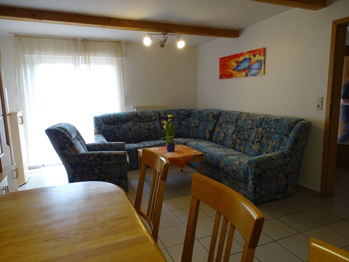 95 m² Ferienwohnung ∙ 4 Schlafzimmer ∙ 8 Gäste – Bild 3